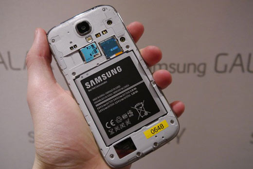 samsung-galaxy-s4-changement-batterie